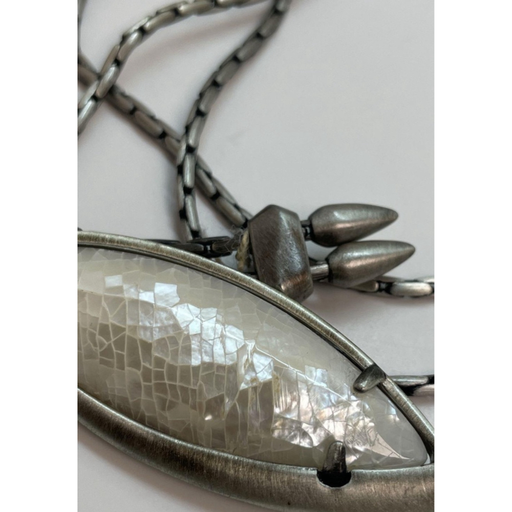 Kendra Scott Milla Mother Of Pearl Silver Tone Necklace 1813 - Picture 6 of 7